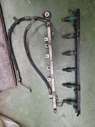 Rampa de inyección BMW E36 325i y M52
