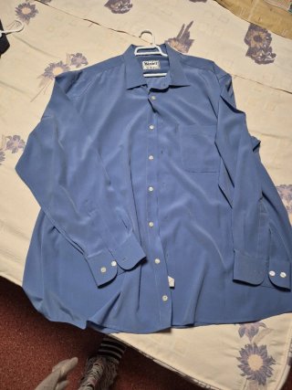 Camisa de hombre azul manga larga