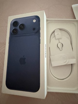 iPhone 17 Pro Max Azul
