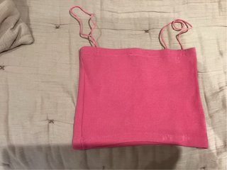 Top de tirantes rosa