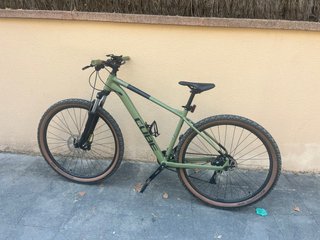 Bicicleta Cube Aim Verde