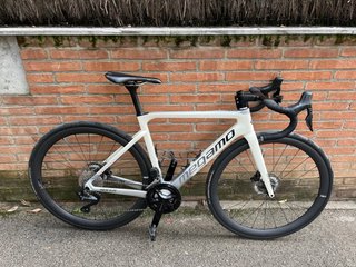 Megamo Pulse Elite 2024 Di2 Talla S