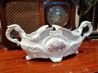 Centro de mesa antiguo de porcelana blanca 34 cm