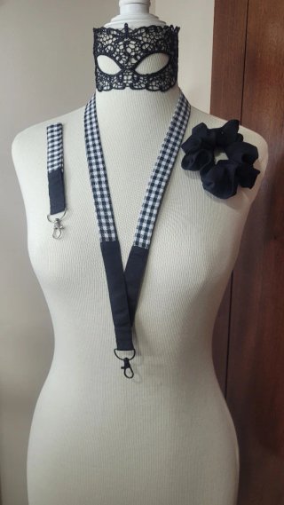 Lanyard de Cuadros Blanco y Negro