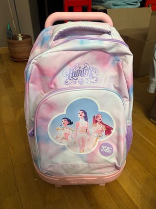 Mochila con Ruedas Huntrix K-Pop