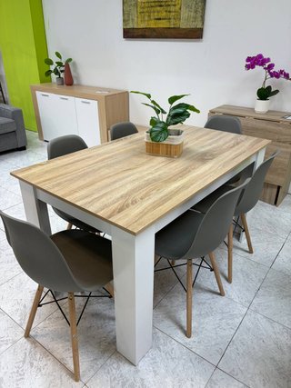 Comedor nórdico económico: mesa blanca + 4 sillas
