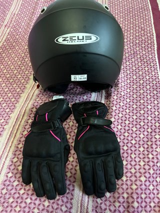 Casco de Moto Zeus Talla XS y guantes para chica
