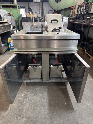 Freidora Eléctrica Doble Repagas 20+20L