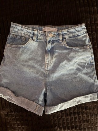 Pantalón vaquero corto Zara
