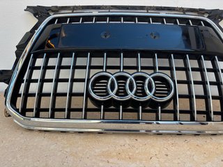 Parrilla Delantera Audi Q5