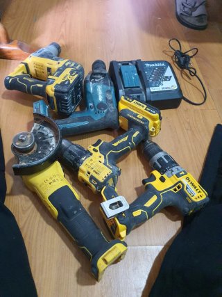 Lote de herramientas eléctricas DeWalt y Makita