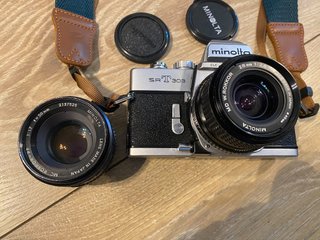Minolta SRT 303 + Lentes 50mm f1.7 y 28mm f2.8