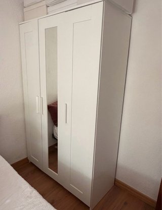 Armario Ikea de 3 puertas blanco
