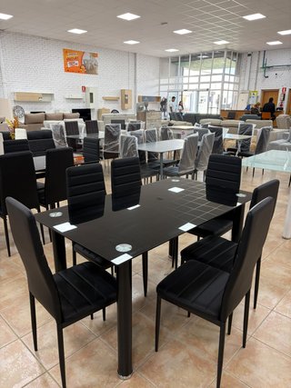 Mesa Comedor con 6 Sillas Negras - Nuevo