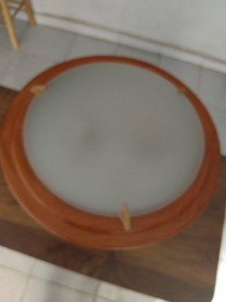 Lámpara de techo de madera y cristal