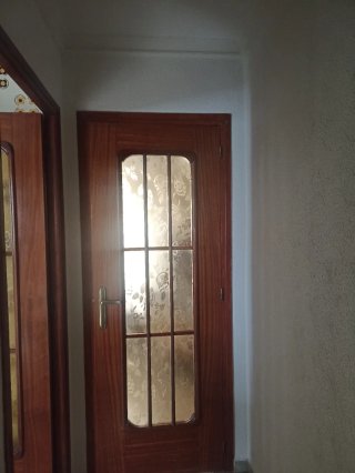2 Puertas de Paso de Madera con Cristal