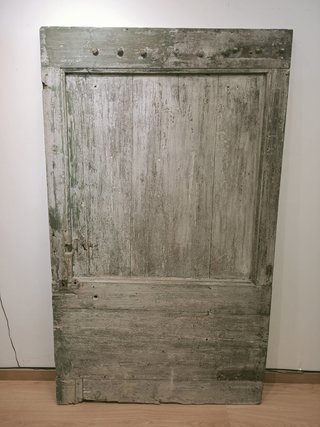 Puerta de madera antigua francesa