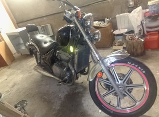 Urge por cambio de vivienda. Kawasaki Vulcan 1994