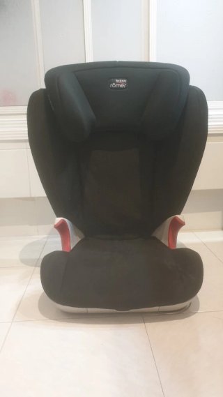 Silla de coche Britax Römer Kid II. Como nueva