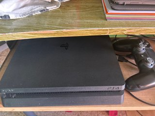 Consola PS4 (PlayStation 4) 1TB