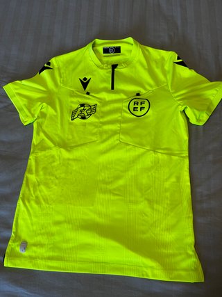 Camiseta Arbitraje Macron Amarilla Talla M