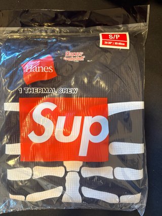 Camiseta Térmica Hanes x Supreme Talla S