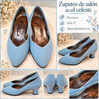 Zapatos de salón azul celeste