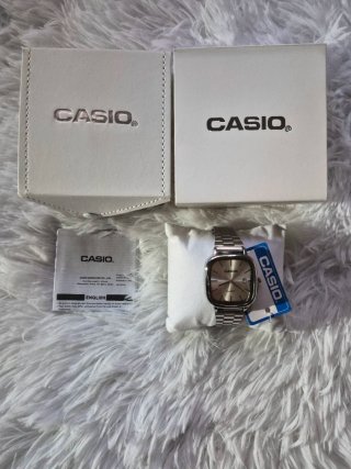 Reloj Casio Vintage Cuadrado Plateado