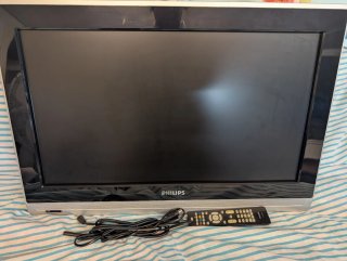 Televisión Philips con Mando y sin soporte pie