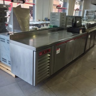 Bajomostrador Refrigerado 4 Puertas Angelo Po