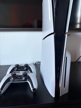 Consola PlayStation 5 (PS5) con 2 Mandos