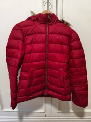 Abrigo de plumas Tommy Hilfiger rojo
