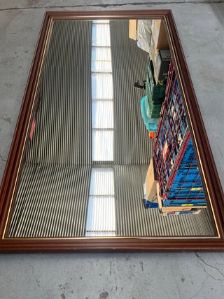 Espejo Rectangular Grande con Marco de Madera