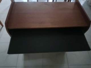 URGENTE Se acepatan ofertas Escritorio de madera