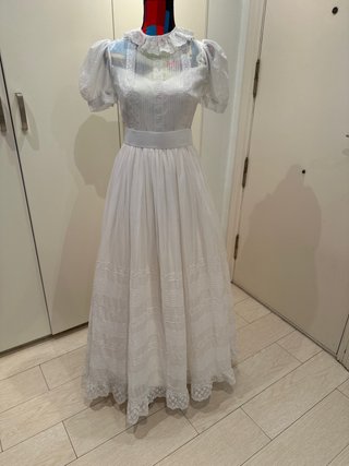 Vestido largo blanco de encaje