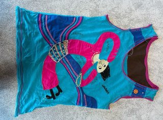 Camiseta sin mangas con diseño estampado
