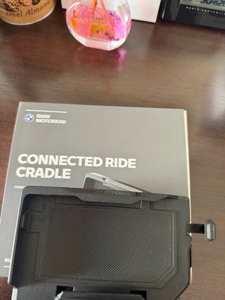 BMW Motorrad Connected Ride Cradle