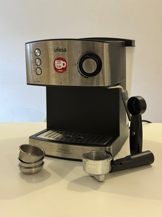 Cafetera de brazo Ufesa 20 bares