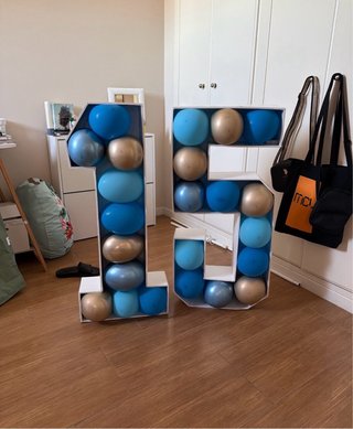 Número 15 3D con Luces y Globos