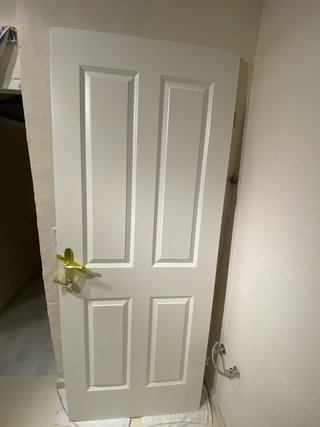 Puerta de Madera Maciza Lacada en Blanco