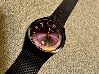 Reloj Bering Titanium azul marino cristal zafiro