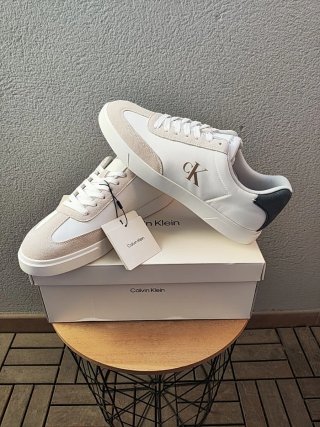 Zapatillas Calvin Klein Blancas y beige