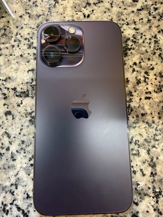 iPhone 14 Pro Max y Apple Watch SE