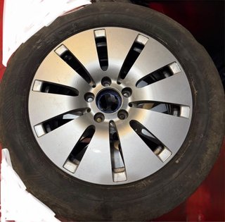 Llanta Mercedes 16 pulgadas  4 llantas por 200€