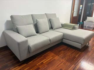 Sofá Chaise Longue Gris 3 Plazas.