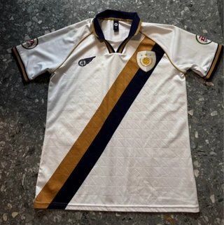 Camiseta EA Sports Icons FIFA Talla M