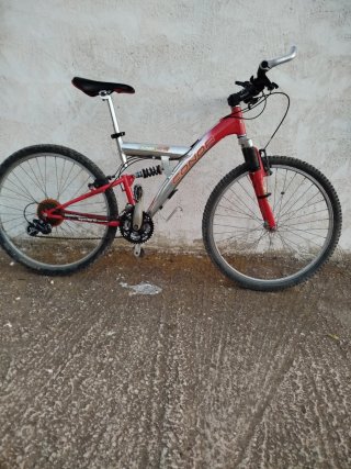 Bicicleta de aluminio 7005 para adultos marca Cono