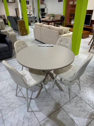 Set de Mesa Redonda y 4 Sillas