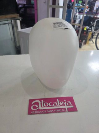 Lámpara LED IKEA con forma de cabeza
