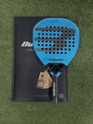Pala de padel Bullpadel - Vertex 05 Geo 2026